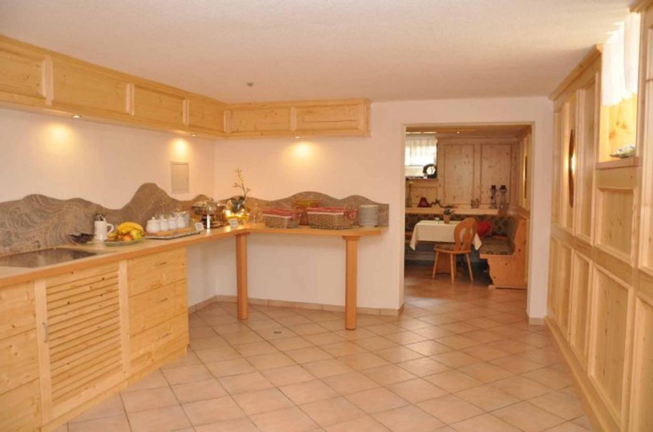 Landhotel Zur Pferdetraenke Schleid Esterno foto