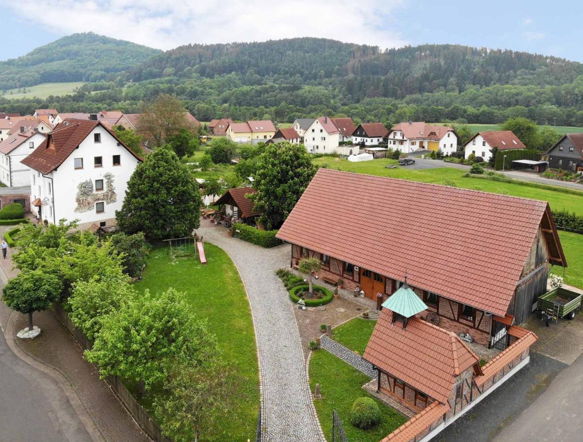 Landhotel Zur Pferdetraenke Schleid Esterno foto